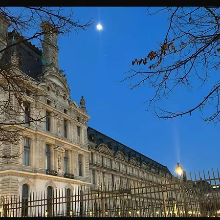Appartamento Chic Near Louvre & Eiffel Tour